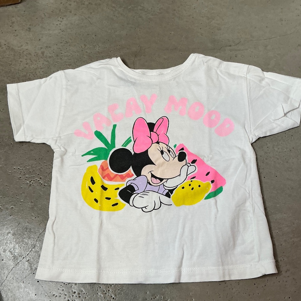 Zara Minnie Mouse Vacay Mode Shirt